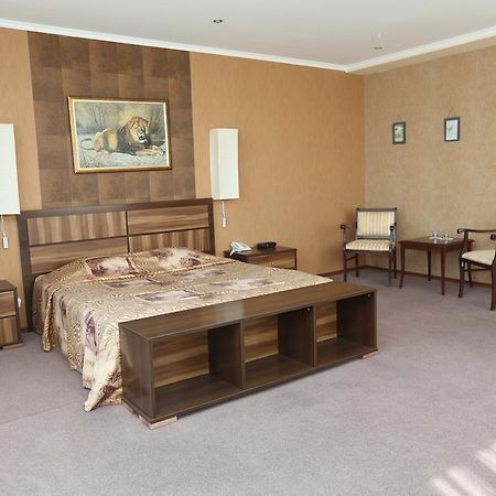 Hotel Kovcheg Volgodonsk Ngoại thất bức ảnh